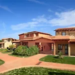 Gallura Style Res Baia Del Mirti B3 1bedap Sleeps3 Apartment *