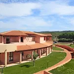 Gallura Style Res Baia Del Mirti B3 1bedap Sleeps3 Vignola Mare