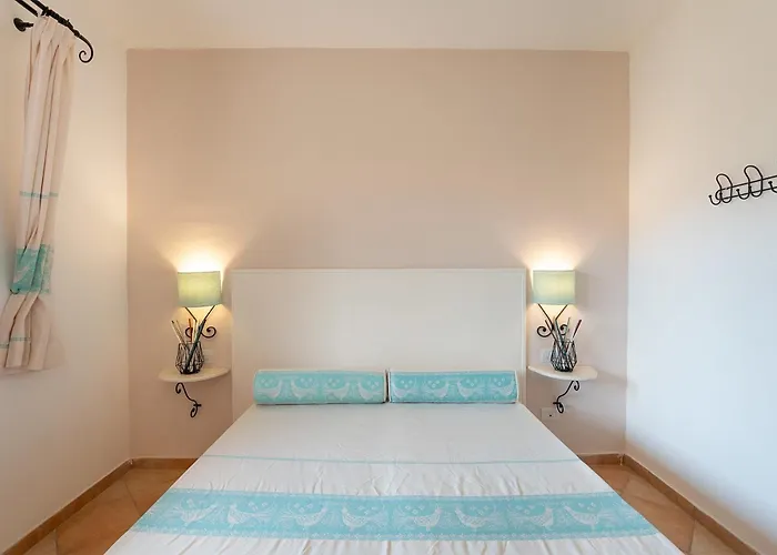 Apartment Gallura Style Res Baia Del Mirti B3 1bedap Sleeps3