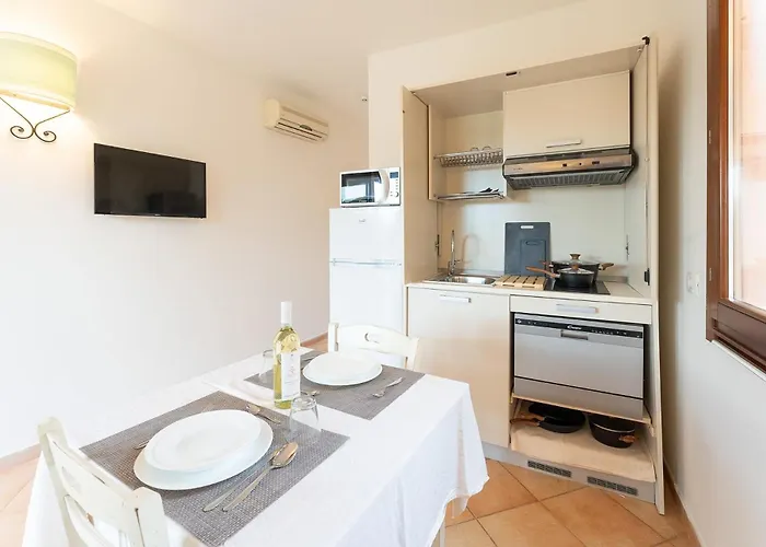 Gallura Style Res Baia Del Mirti B3 1bedap Sleeps3