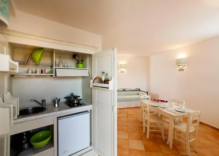 Gallura Style Res Baia Del Mirti B3 1bedap Sleeps3 Apartment