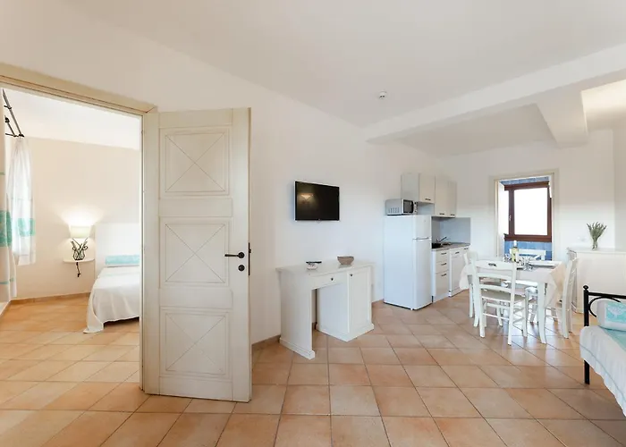 Gallura Style Res Baia Del Mirti B3 1bedap Sleeps3 * Vignola Mare